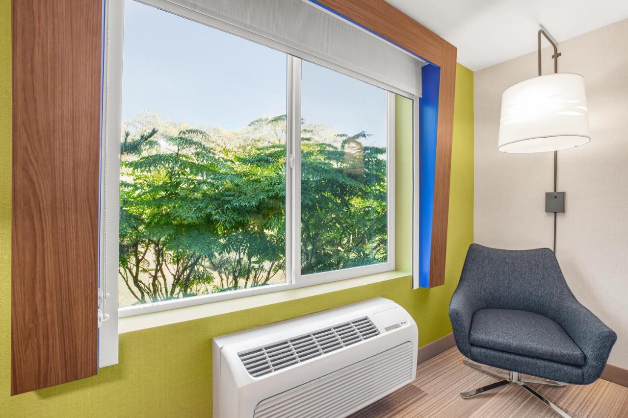 Holiday Inn Express & Suites Tacoma By Ihg Exteriér fotografie