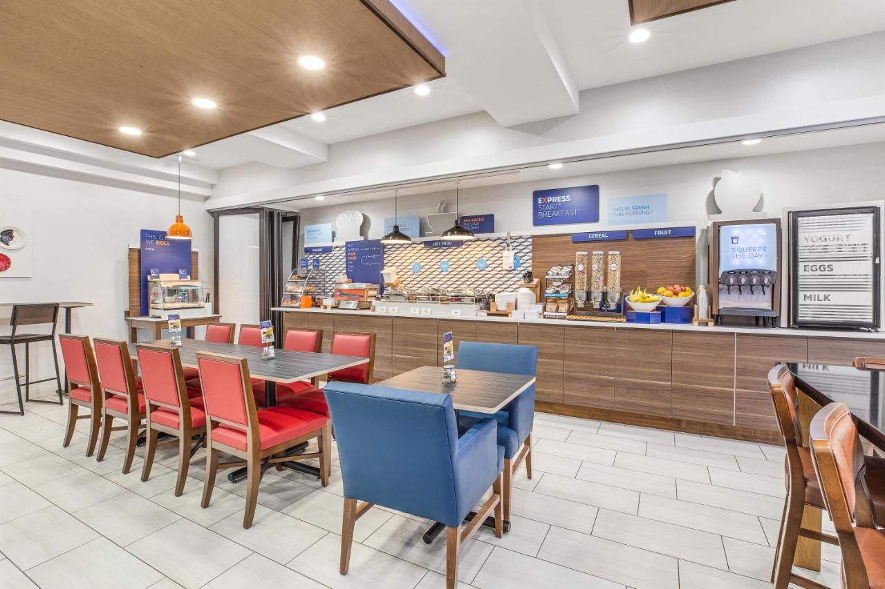 Holiday Inn Express & Suites Tacoma By Ihg Exteriér fotografie