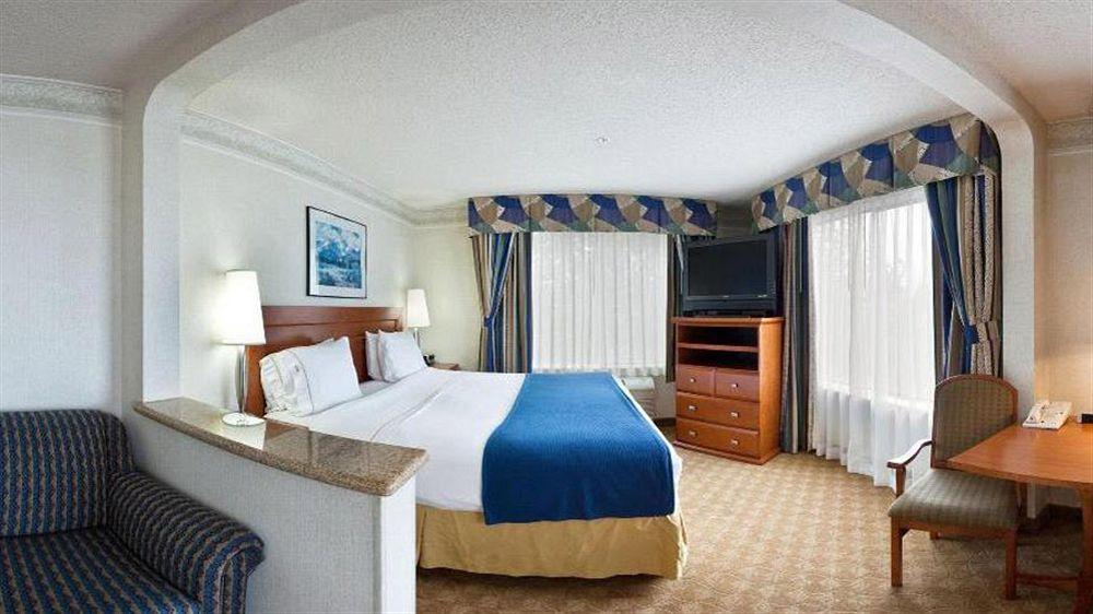 Holiday Inn Express & Suites Tacoma By Ihg Exteriér fotografie